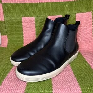 ECCO Soft 7 Women Black Leather Chelsea Sneaker Boots Side Zip Comfort Size 9